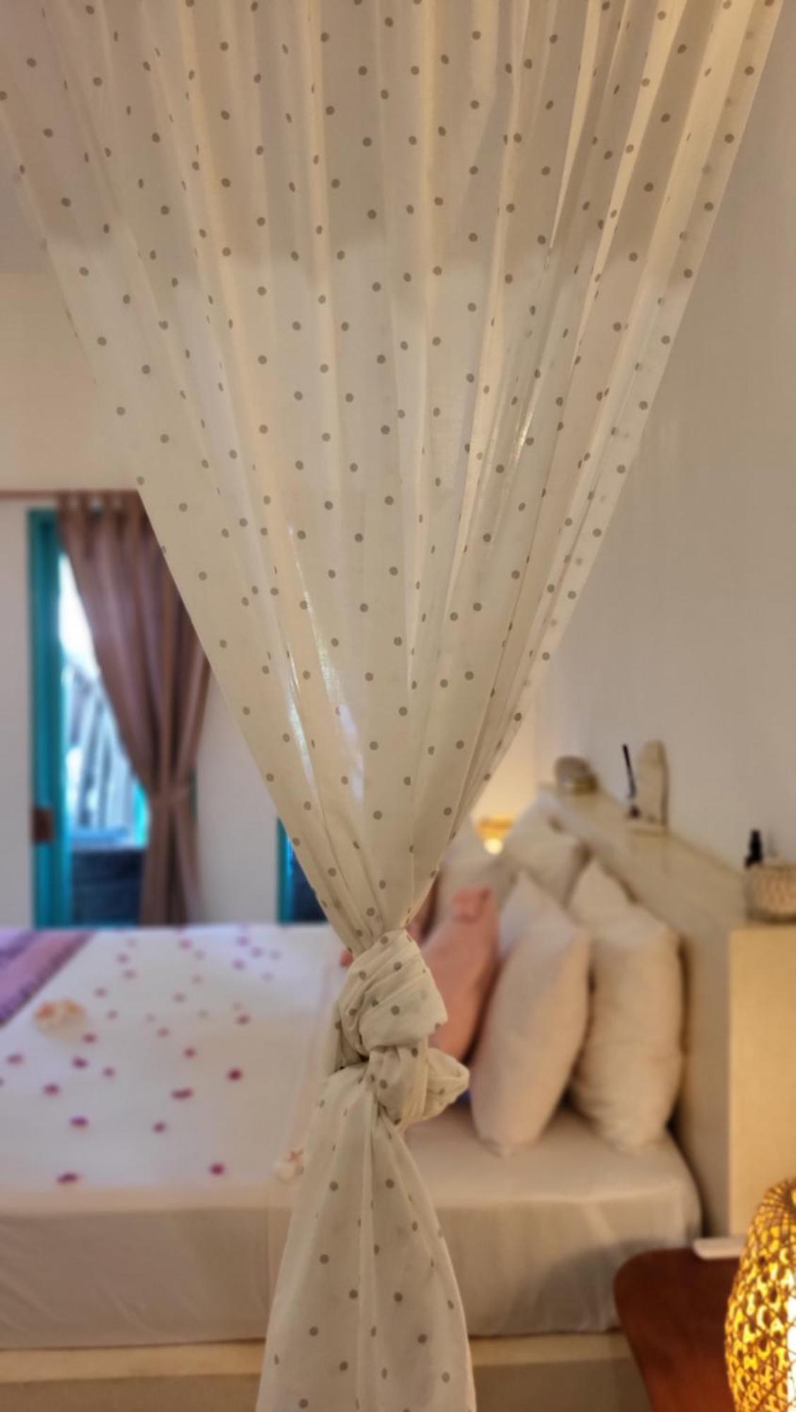 Hotel The Barefoot Blondie Village Gili Air