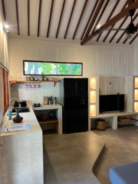 The Barefoot Blondie Village Hotel 3*