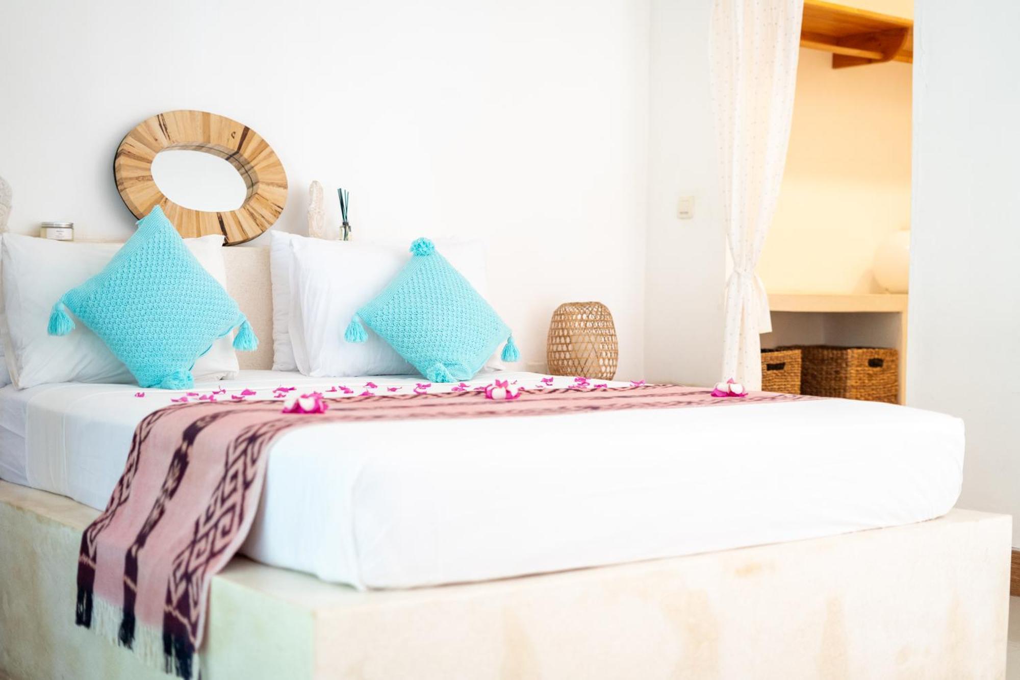 The Barefoot Blondie Village 3* Gili Air