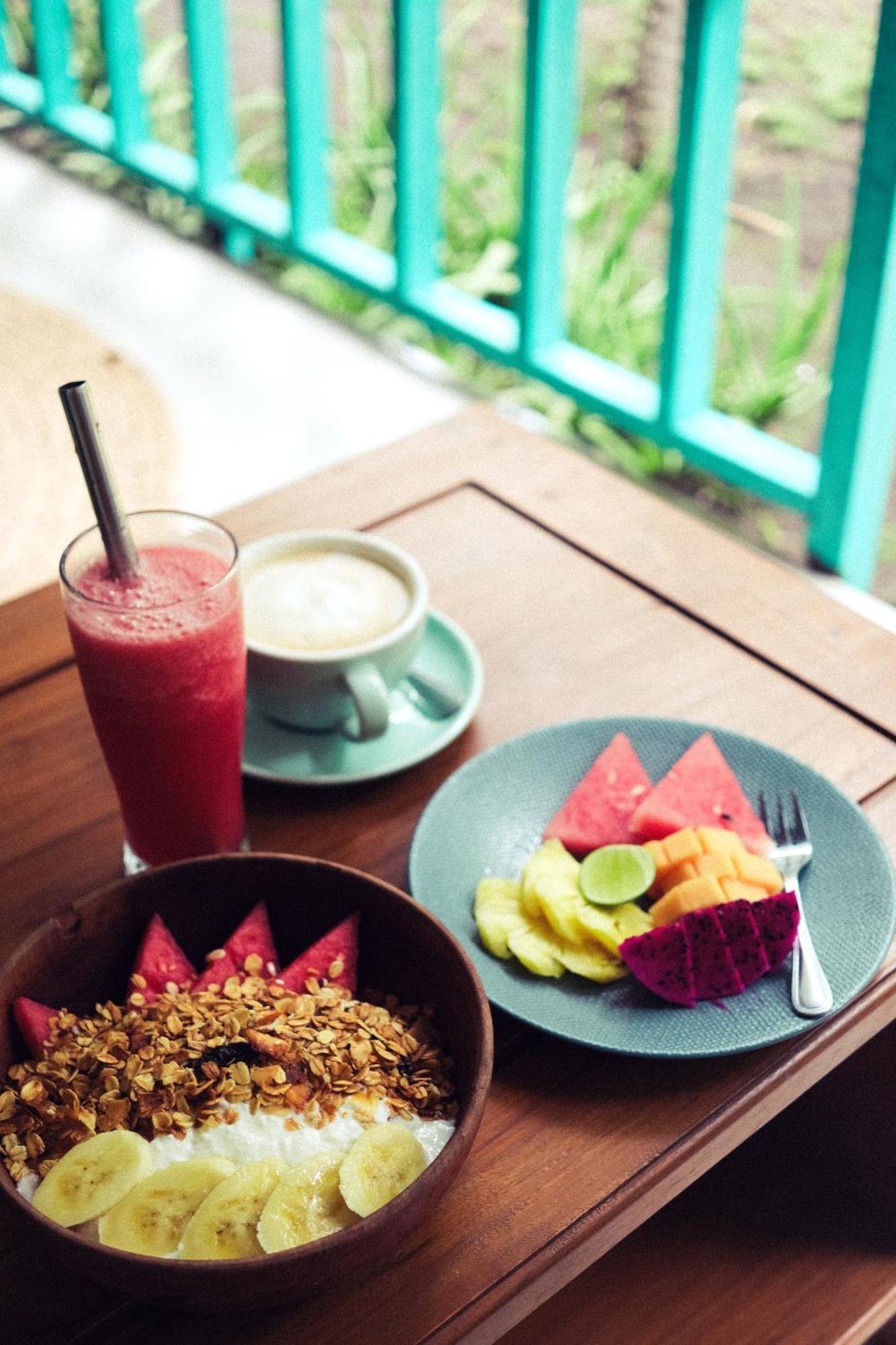 The Barefoot Blondie Village Hotel Gili Air