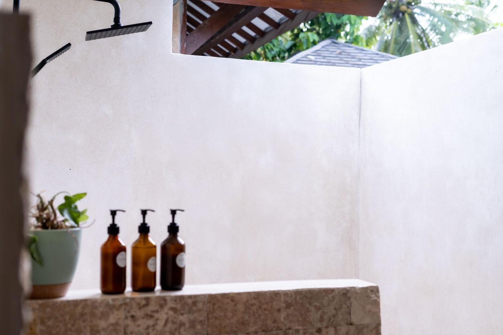 The Barefoot Blondie Village Hotel 3*
